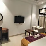 Hotel The Class Igi Airport