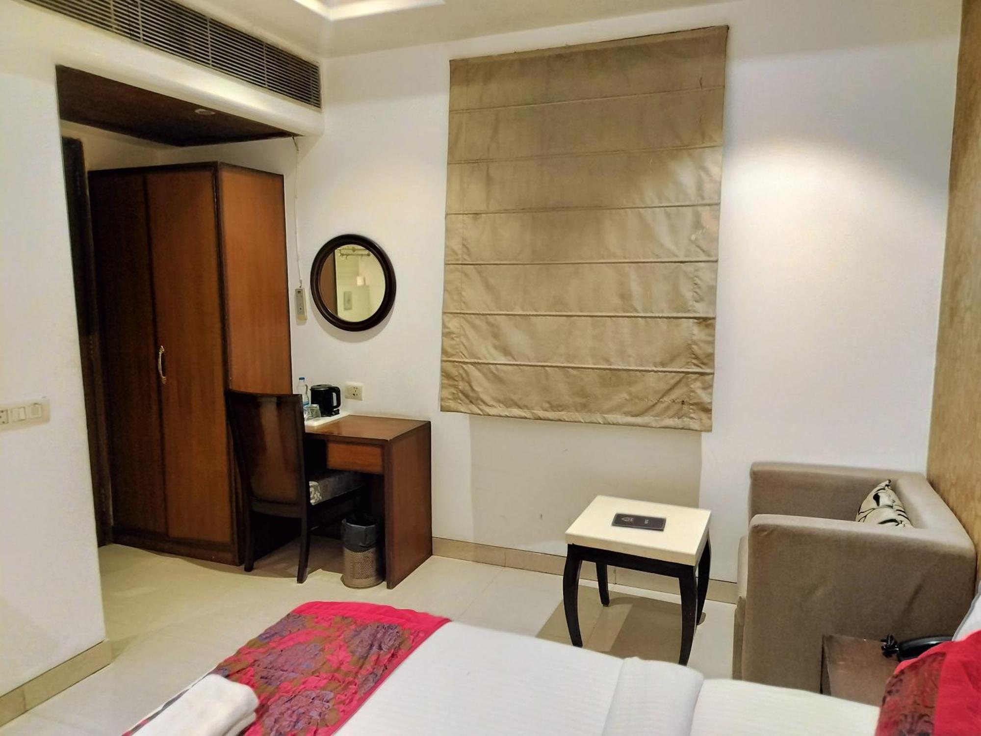 Hotel The Class Igi Airport New Delhi