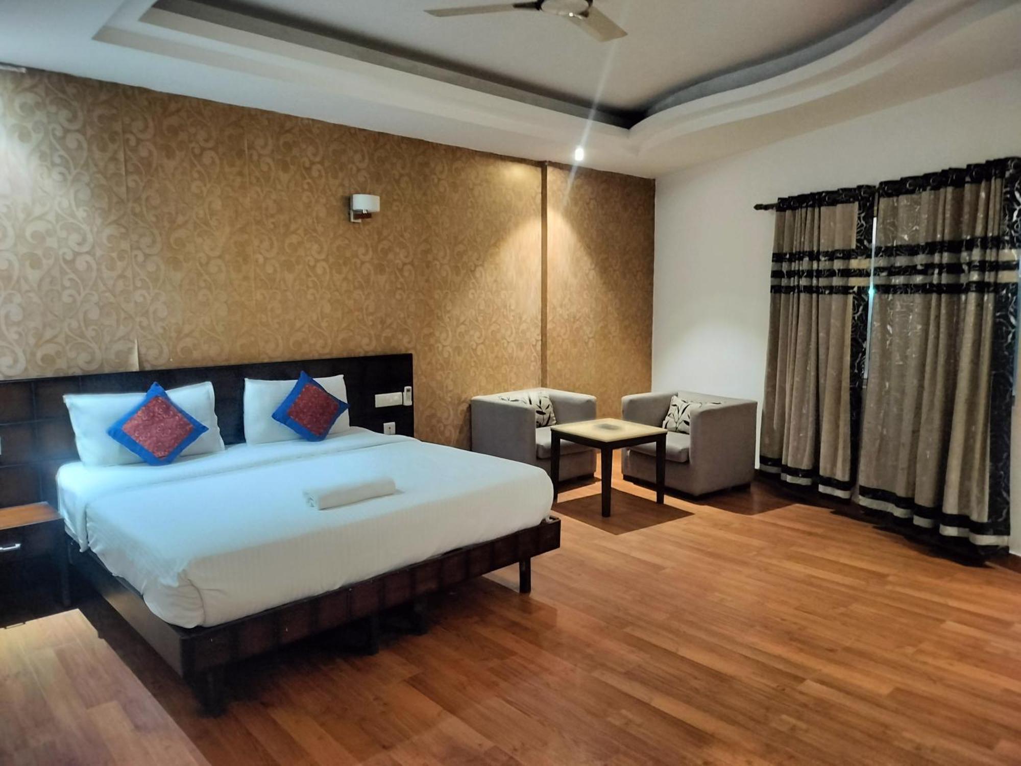 The Class Igi Airport Hotel *