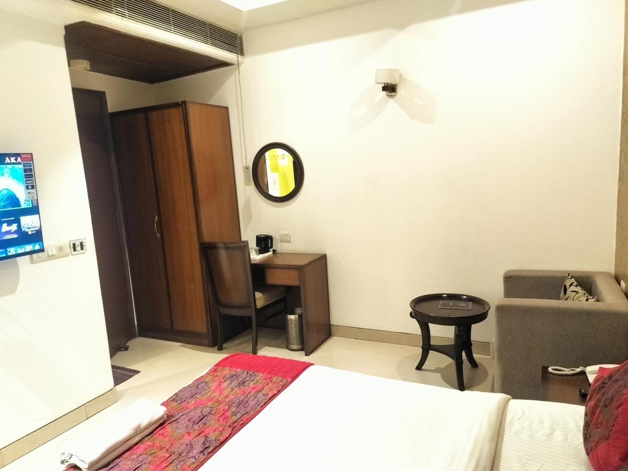 The Class Igi Airport Hotel *