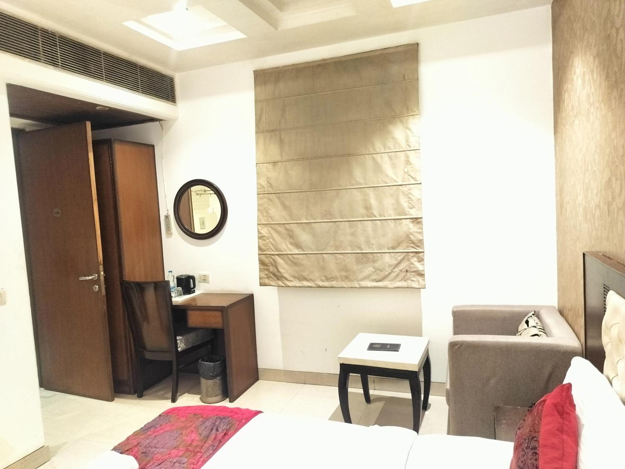 Hotel The Class Igi Airport New Delhi